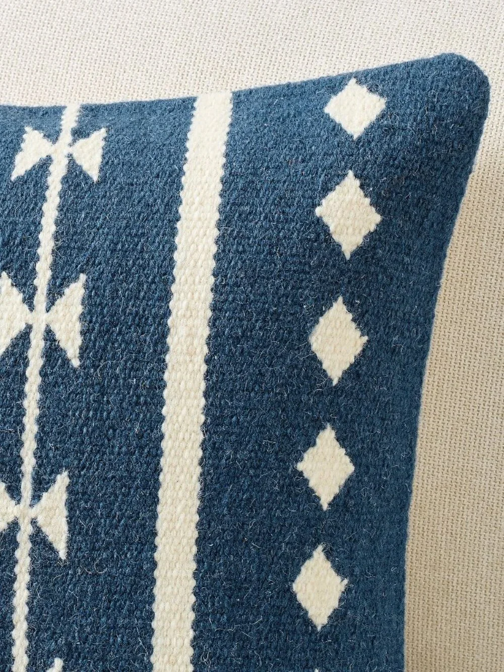 NWT Pottery Barn Charleston Woven Lumbar Pillow Cover